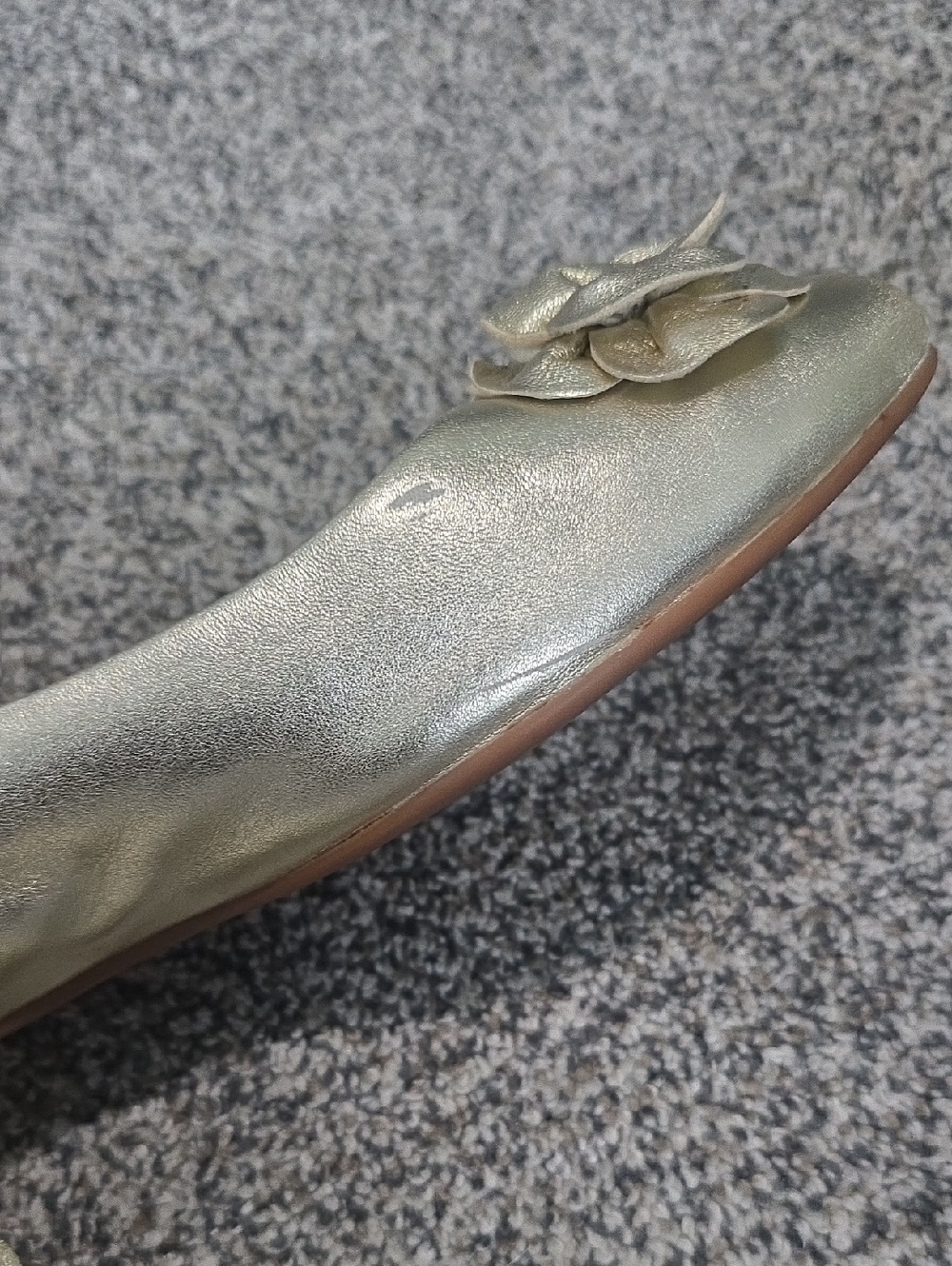 Tory Burch Blossom Floral Gold Metallic Ballet Flats Size 10.5 - Picture 5 of 7